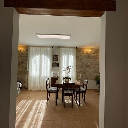 Appartement Casa La Rosa à Gubbio Extérieur photo
