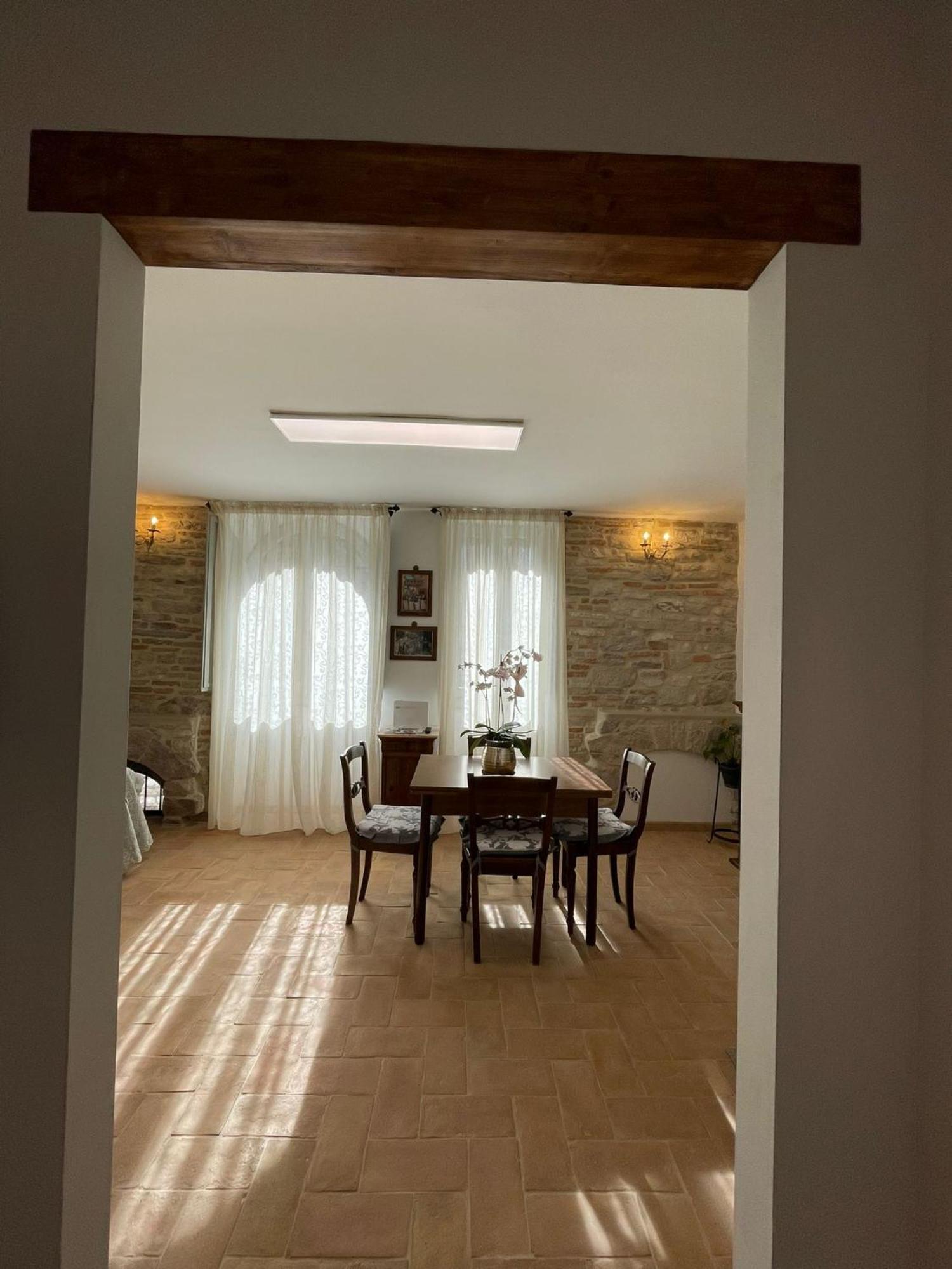 Appartement Casa La Rosa à Gubbio Extérieur photo